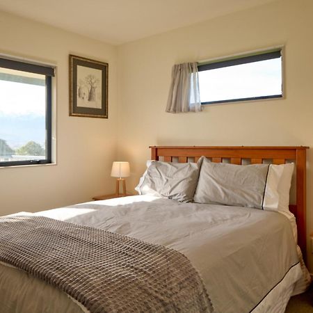 Location With Ocean And Mountain Views Kaikoura Exterior foto