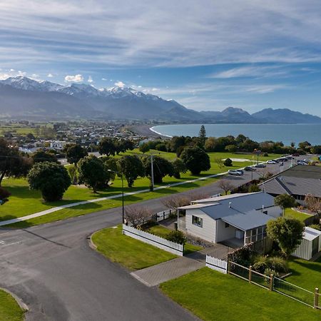 Location With Ocean And Mountain Views Kaikoura Exterior foto