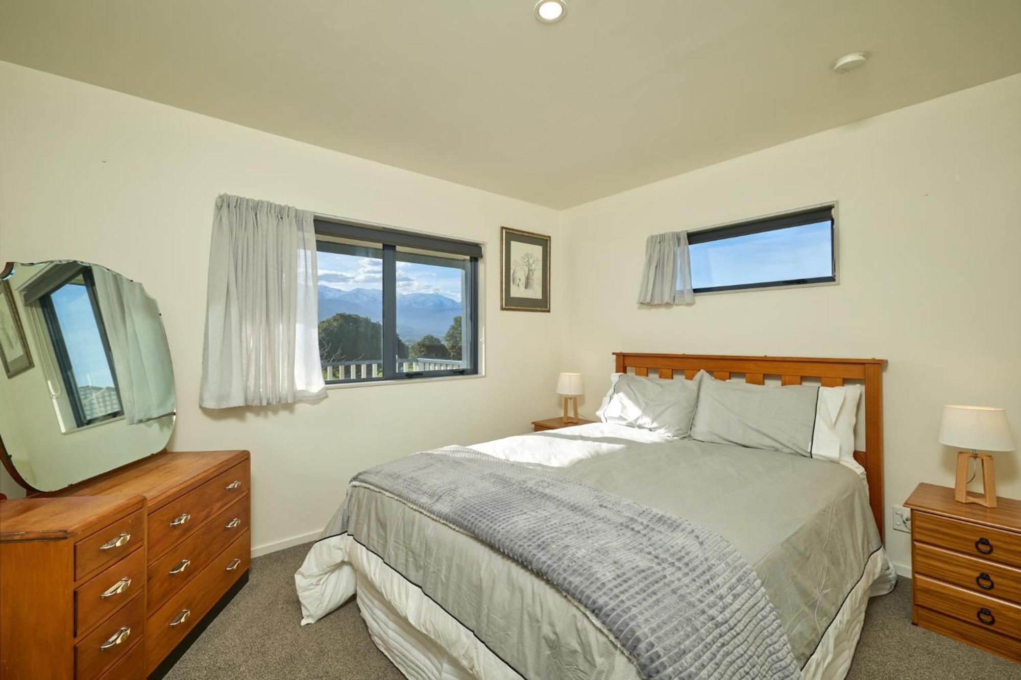 Location With Ocean And Mountain Views Kaikoura Exterior foto